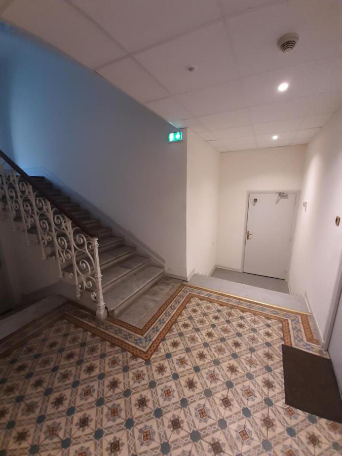 Lovely Studio Air Conditonned City Center Ница Екстериор снимка